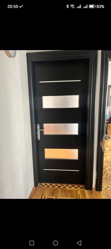 Otaq qapıları: Qonaq otağı üçün İşlənmiş Otaq qapısı Ünvandan götürmə, Pulsuz çatdırılma, Ödənişli çatdırılma