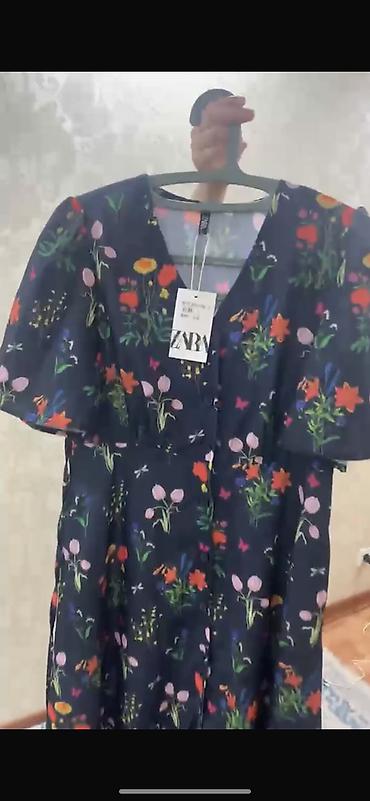 z maxi: Платье макси с цветочным принтом Zara размер L . - Цвет: глубокий — 5
