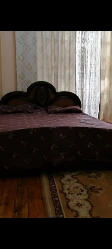 Двуспальные кровати: Срочно ‼️‼️‼️‼️продаем кровать двуспалку бу 10тысяч торг уместен