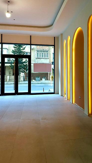 sabucda kiraye ev: Kooperasiya universitetinin yanında, əsas yola baxan, ümumi sahəsi 103 — 4