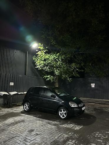 qm 3: Toyota Yaris: 2004 г., 1 л, Робот, Бензин, Хэтчбэк — 1