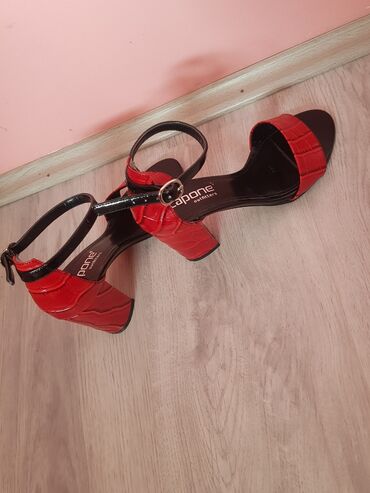 gumene čizme za žene: Sandals, 37