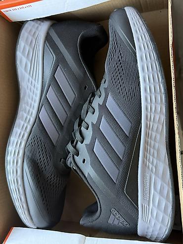 интер: Кроссовки Adidas для бега и повседневной ходьбы. Характеристики: - — 2