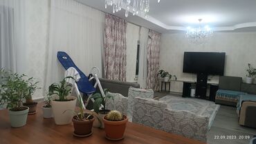 Недвижимость: Отдельностоящий магазин, 200 м², Отдельный вход
