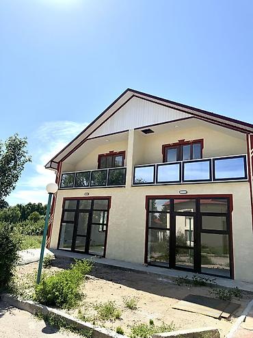 Продажа коттеджей и домов: ⸻ Продаётся коттедж на Иссык-Куле, пансионат «Евразия» село Кара-Ой — 2