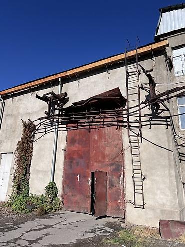 Аренда помещений свободного назначения: Сдается производственное помещение на долгий срок площадью 2000 м2 — 8