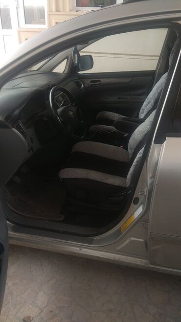 Toyota: Toyota Avensis Verso: 2003 г., 2 л, Механика, Дизель, Минивэн — 10