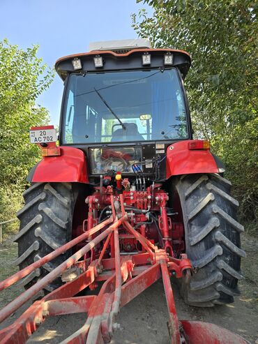 Traktorlar: Belarus MTZ təkərli traktor – kabinalı, qabaq yük balansları ilə — 5