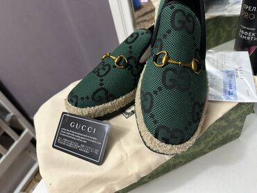 Личные вещи: Новая Обувь Gucci, шикарного качества не подошёл размер отдам ниже