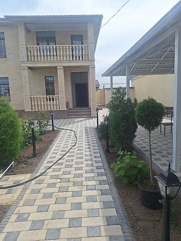 Продажа коттеджей и домов: Просторный двухэтажный дом с благоустроенным двором и садом — 8