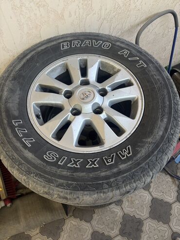 Шины: Шины 285 / 65 / R 17, Всесезонная, Комплект, Внедорожные (АТ/МТ), Maxxis