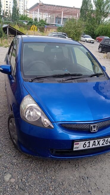 Honda: Honda Fit: 2006 г., 1.3 л, Вариатор, Бензин, Хэтчбэк