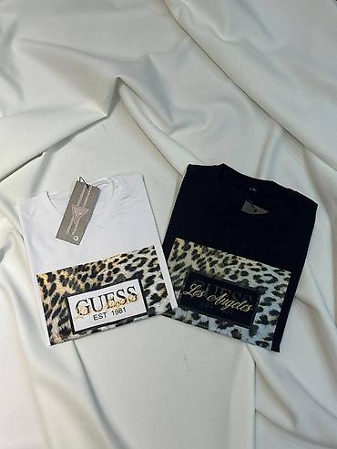 Majice kratkih rukava: Ženske majice S,M,L,XL,XXL veličine 1 komad 2200 din . 2 komada 3100 — 8