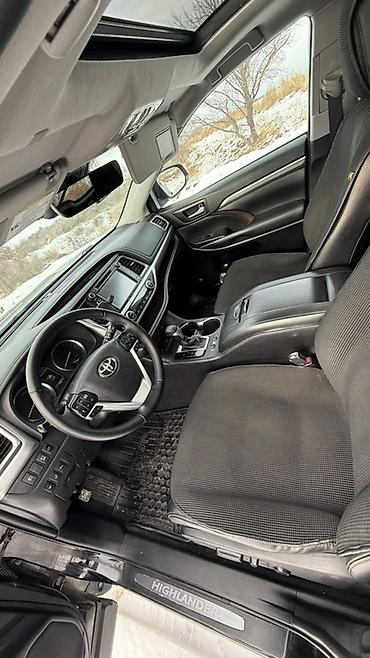 Toyota: Toyota Highlander: 2019 г., Гибрид, Кроссовер — 6