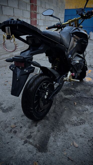 Мотоциклы: Электро мотоцикл Новая резина за 5400сом Новые акамуляторы 6 штук за — 14