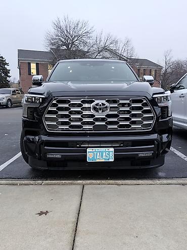 4wd 20132020: Toyota Sequoia: 2025 г., 3.4 л, Автомат, Гибрид, Внедорожник — 2