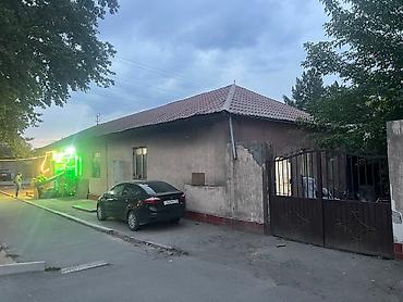 ленский: Продаю дом или участок под бизнес,вдоль дороги угловой точный адрес — 7