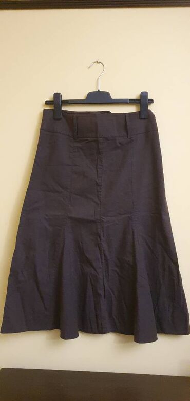 Suknje: Suknje M veličine za zimu i ostale sezone. 1 kom - 500din 2 kom - na lalafo.rs — 11 Suknje: Suknje M veličine za zimu i ostale sezone. 1 kom - 500din 2 kom - — 11