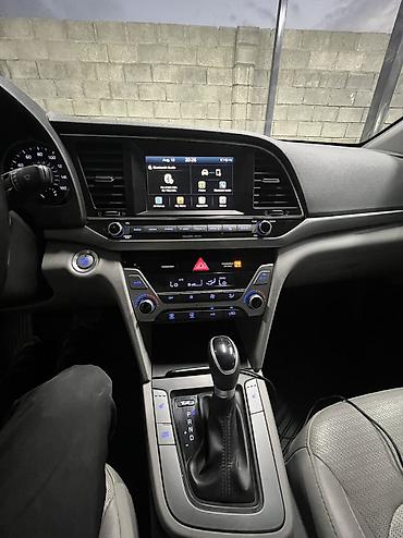 Hyundai: Hyundai Elantra: 2017 г., 2 л, Автомат, Бензин, Седан — 6