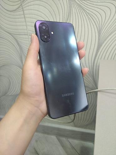 səs gücləndirən: Samsung Galaxy A07, rəng - Qara, Barmaq izi — 1