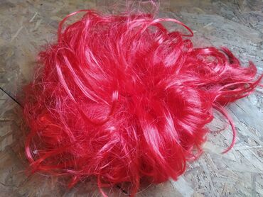 Perike i klipse: Prodajem tri perike,crvena,braon i ombre,1500 cena po komadu !!! — 4