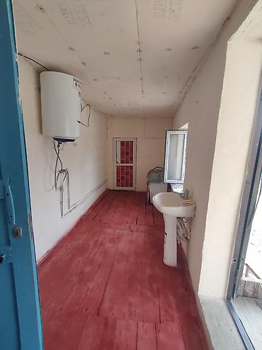 Продажа коттеджей и домов: Продаётся жилой дом в Сокулуке сучастком участком 4 соток. - — 9