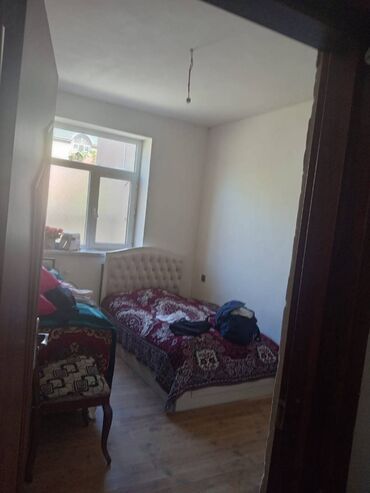 забрат: Забрат 2 комнаты, 60 м², Нет кредита, Средний ремонт