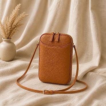 hm tasne: Crossbody torbica za telefon – karamel braon - Kompaktna torbica — 1