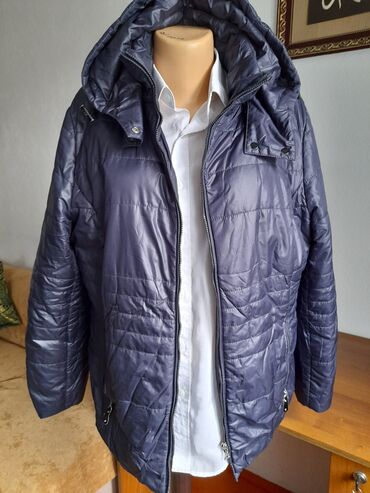 Пуховики и зимние куртки: Продаю куртки! Листайте инфо на фото. Размеры 48-50. Куртки хорошего