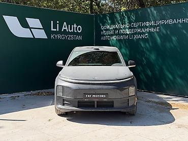 byd e6: Lixiang L6: 2025 г., 1.5 л, Автомат, Гибрид, Кроссовер — 1