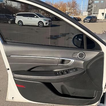 Hyundai: Hyundai Sonata: 2021 г., 2 л, Автомат, Гибрид, Седан — 9