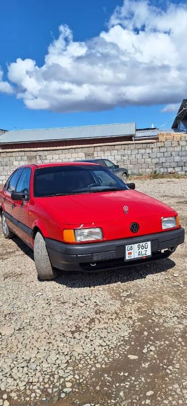 Volkswagen: Volkswagen Passat: 1989 г., 1.8 л, Робот, Бензин, Седан