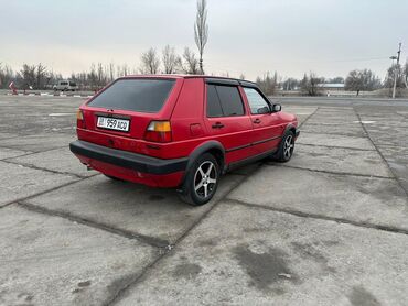 Volkswagen: Volkswagen Golf: 1990 г., 1.8 л, Механика, Бензин, Хэтчбэк