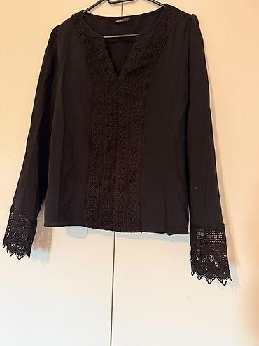 Bluze: Zenske bluze – elegantne i udobne, idealne za posao i svečane prilike — 21