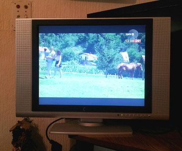 Televizori: Televizor lcd Daytek 20 inch plus nosač Televizor Daytek lcd hd 20" — 8