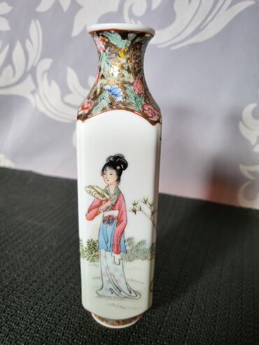 Vaze i saksije: Vaza, bоја - Šareno, Novo na lalafo.rs — 5 Vaze i saksije: Vaza, bоја - Šareno, Novo — 5