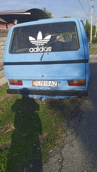 Volkswagen: Volkswagen Transporter: 1983 г., 1.5 л, Механика, Бензин, Внедорожник