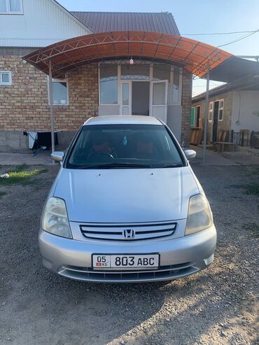 срочно продаю в связи с переездом: Honda Stream: 2001 г., 1.7 л, Автомат, Бензин, Минивэн