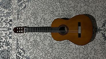 Классическая акустическая гитара YAMAHA C40 (нилоновые струны)