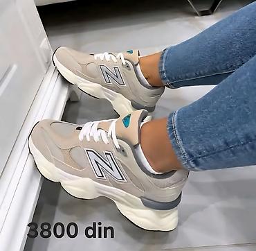Patike: New Balance patike

9060

36-46

Cene su na slikama — 16