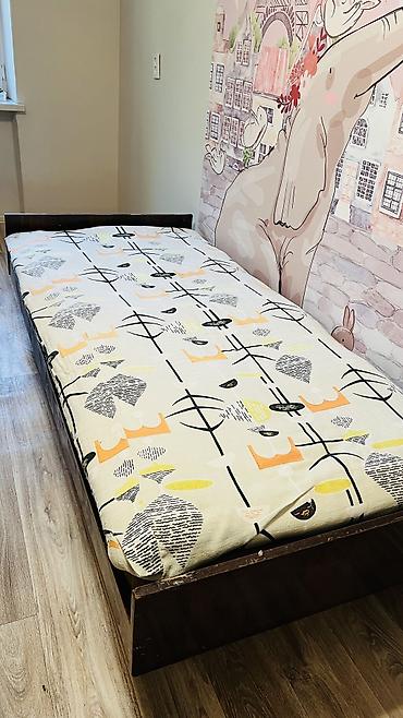bunk bed: Односпальная кровать в классическом стиле. - Размер спального места — 3