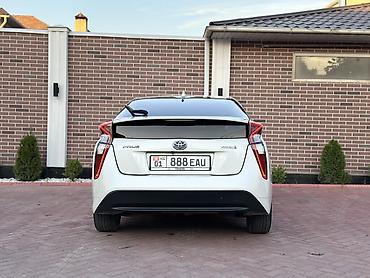 Toyota: Toyota Prius: 2016 г., 1.8 л, Вариатор, Гибрид, Лифтбек — 5