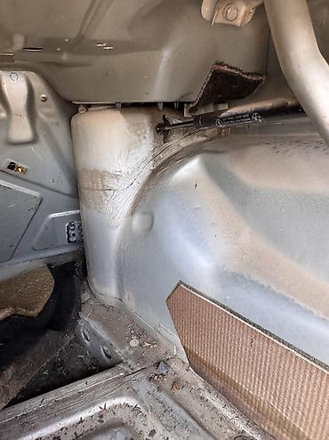 один владелиц: BMW 5 series: 1988 г., 2.5 л, Механика, Бензин, Седан — 6