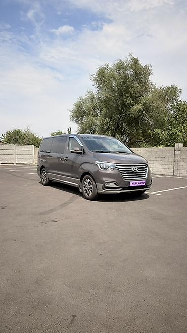 старекс 4х4: Hyundai H-1: 2019 г., 2.5 л, Автомат, Дизель, Минивэн — 2