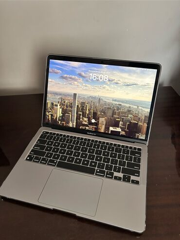 бу макбуки: Ноутбук, Apple, 8 ГБ ОЗУ, Apple M1, 13.3 ", Б/у, Для работы, учебы, память SSD