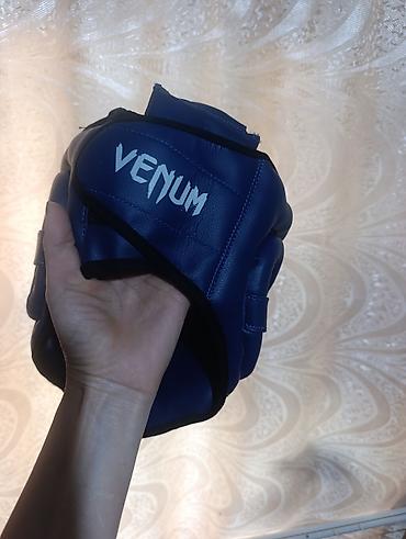 Шлемы: За всё 1000 Шлем для единоборств Venum с решеткой + раковина — 1
