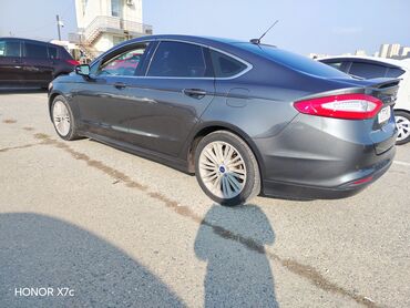 Ford: Ford Fusion zədəsiz gəlib kraska deyən yeri yoxdu təmizdi otur sur — 5