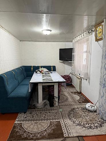 Продажа коттеджей и домов: 🔷🏡 Продаётся угловой дом в Кызыл-Аскере 🔷 Участок — 5 соток 🔷 Дом — — 9