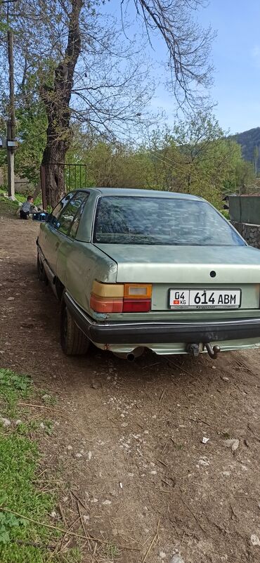 Продажа авто: Audi 100: 1987 г., 1.8 л, Механика, Бензин