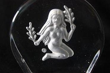 Figure: STARA FIGURA DEVOJKE, LIVENO PESKARENO STAKLO, RETKO | Stara figura — 9